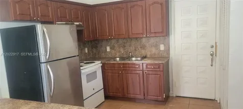 71 NW 18th Avenue Miami FL 33125