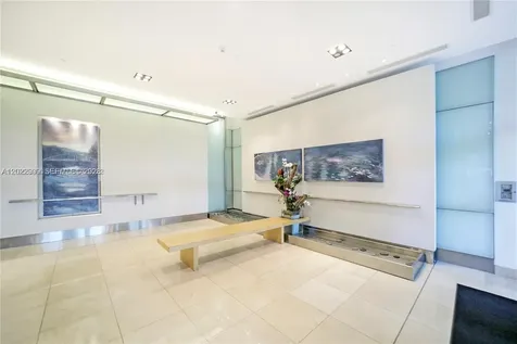2101 Brickell Miami FL 33131