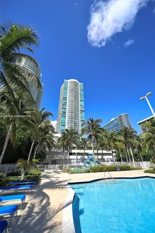 2101 Brickell Miami FL 33131