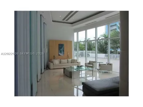 2101 Brickell Miami FL 33131