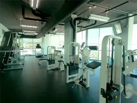 2101 Brickell Miami FL 33131