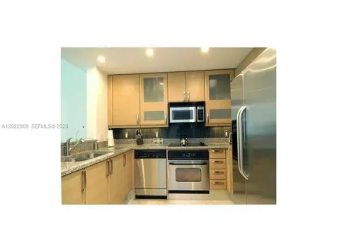 2101 Brickell Miami FL 33131