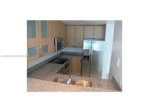 2101 Brickell Miami FL 33131