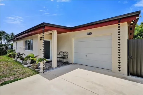 10730 SW 47th Street Miami FL 33165