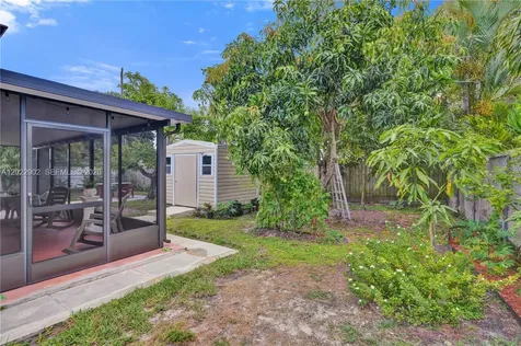 10730 SW 47th Street Miami FL 33165
