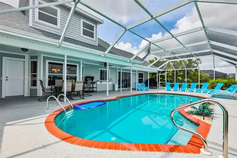 407 SW 37 Street Cape Coral FL 33914
