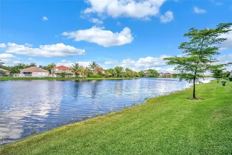 3698 San Simeon Circle Weston FL 33331