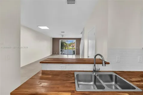 3698 San Simeon Circle Weston FL 33331