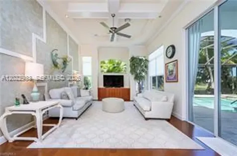 7657 Mulberry Lane Naples FL 34114