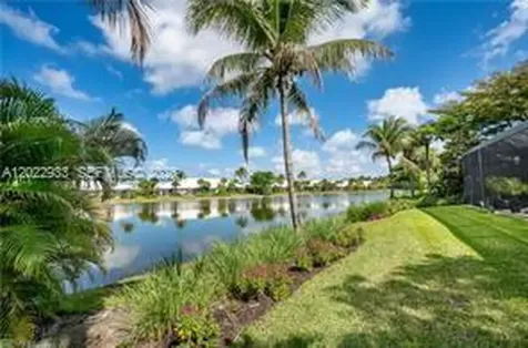 7657 Mulberry Lane Naples FL 34114
