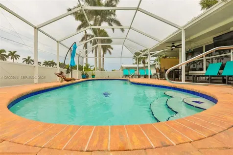 450 Bayshore Drive Cape Coral FL 33904