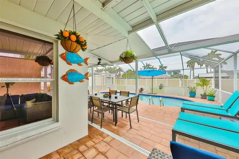 450 Bayshore Drive Cape Coral FL 33904