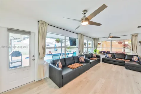 450 Bayshore Drive Cape Coral FL 33904