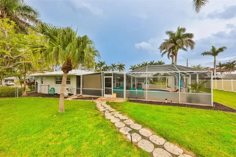 450 Bayshore Drive Cape Coral FL 33904