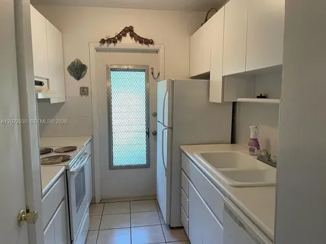1420 Atlantic Shores Boulevard Hallandale Beach FL 33009