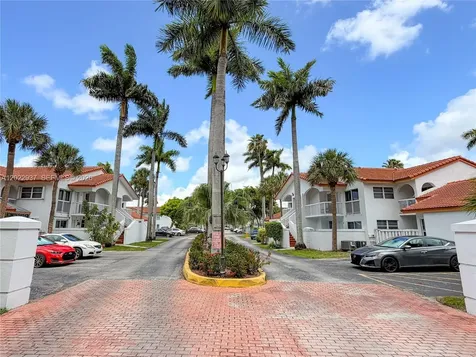 15355 SW 76th Terrace Miami FL 33193