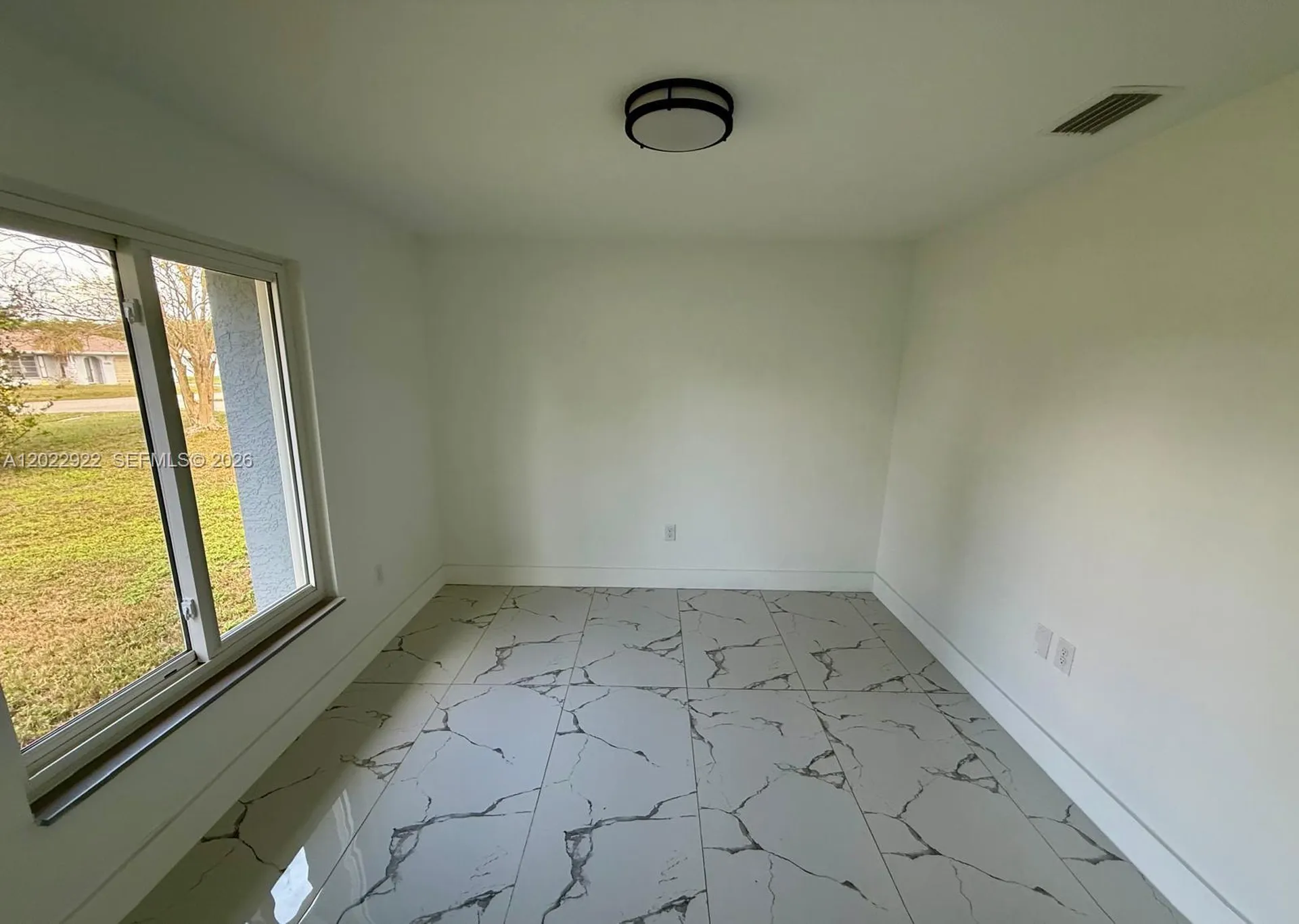 111 E North Shore Avenue Other City - In The State Of Florida FL 33917