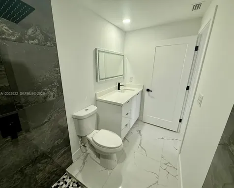 111 E North Shore Avenue Other City - In The State Of Florida FL 33917