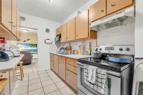 1122 NW 38th Street Miami FL 33127