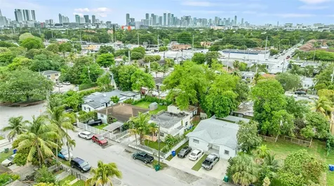 1122 NW 38th Street Miami FL 33127