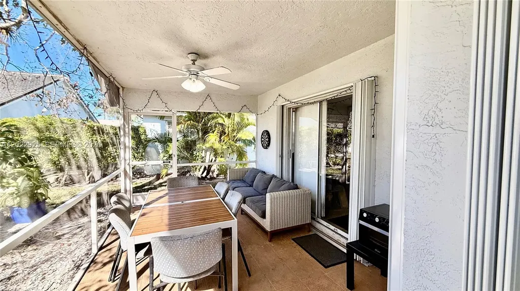5470 Pine Circle Coral Springs FL 33067