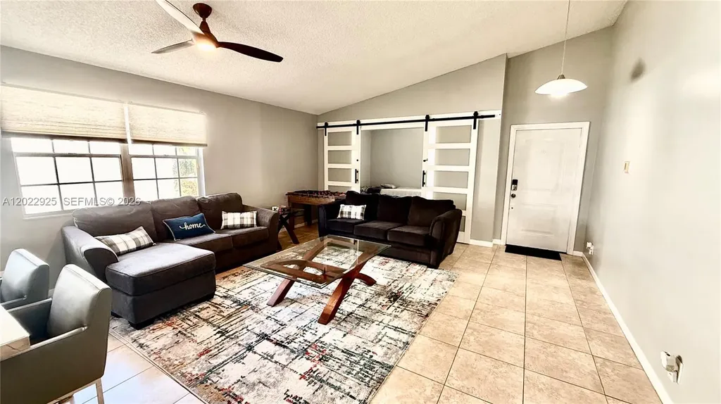 5470 Pine Circle Coral Springs FL 33067