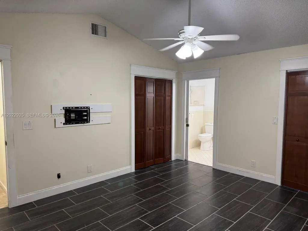 5470 Pine Circle Coral Springs FL 33067