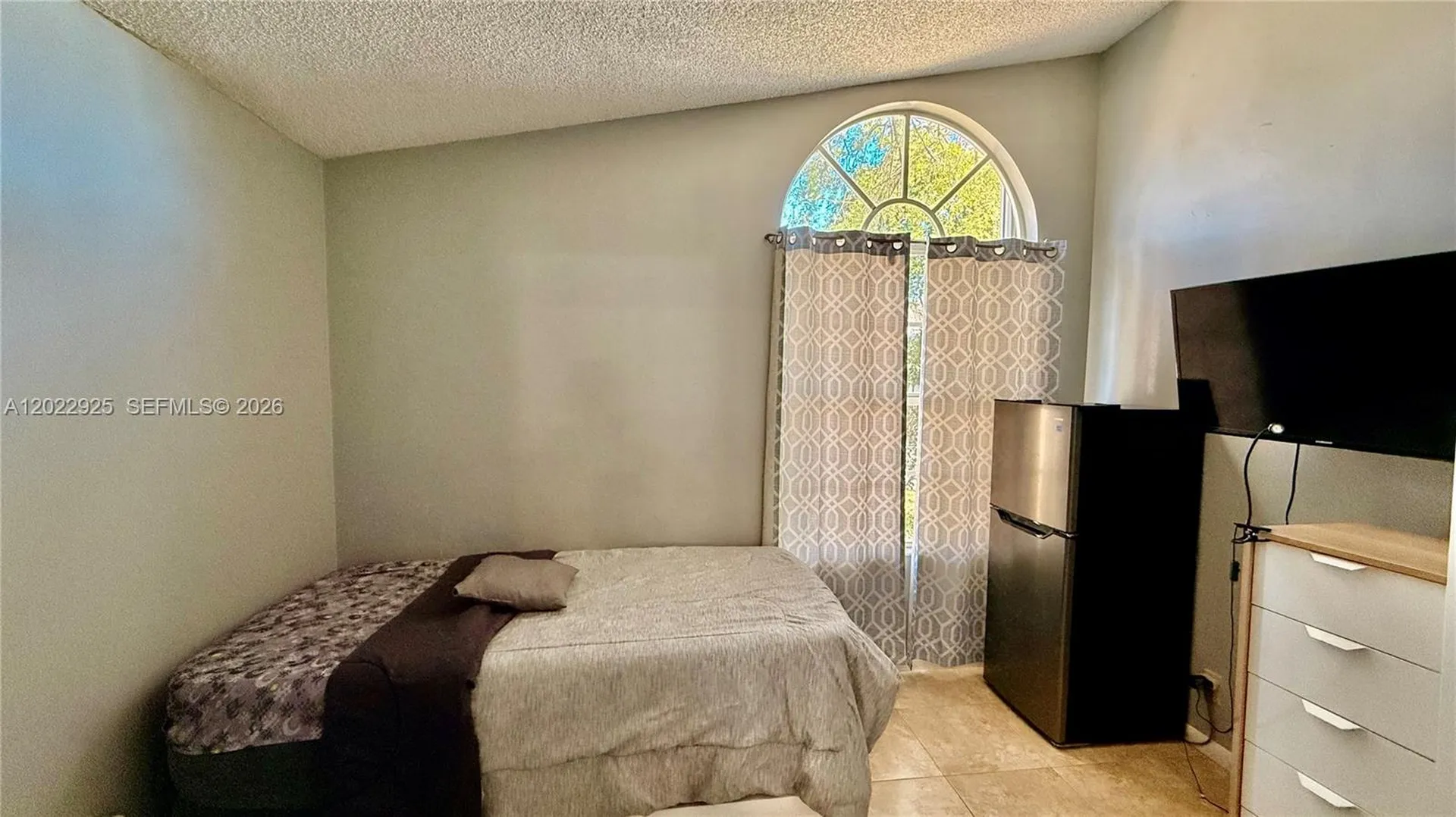 5470 Pine Circle Coral Springs FL 33067