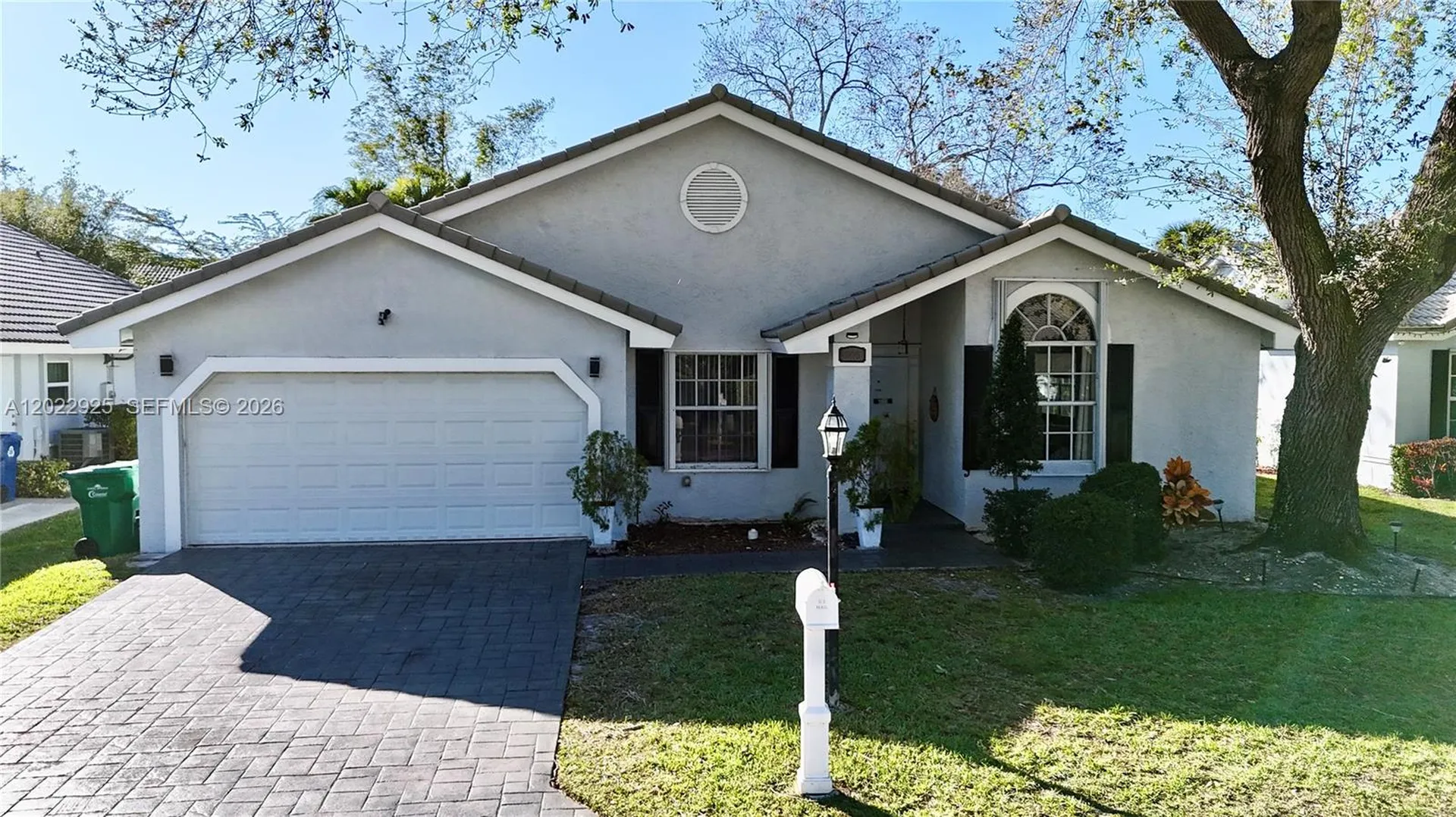 5470 Pine Circle Coral Springs FL 33067