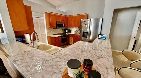 5470 Pine Circle Coral Springs FL 33067