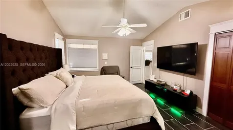 5470 Pine Circle Coral Springs FL 33067