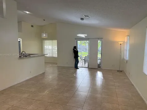 5470 Pine Circle Coral Springs FL 33067