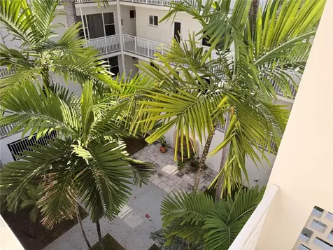 10001 W Bay Harbor Drive Bay Harbor Islands FL 33154