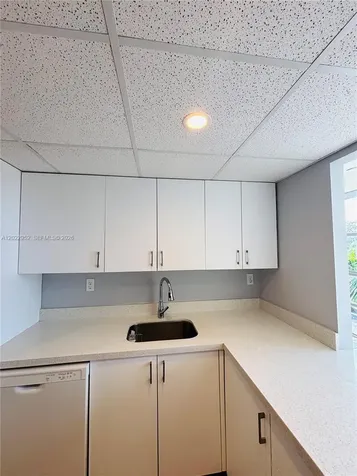 2001 Atlantic Shores Boulevard Hallandale Beach FL 33009