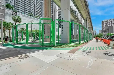 690 SW 1st Court Miami FL 33130