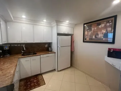 2017 S Ocean Drive Hallandale Beach FL 33009
