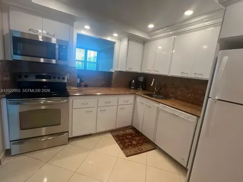 2017 S Ocean Drive Hallandale Beach FL 33009
