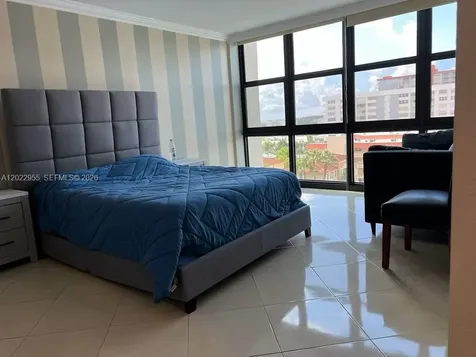 2017 S Ocean Drive Hallandale Beach FL 33009