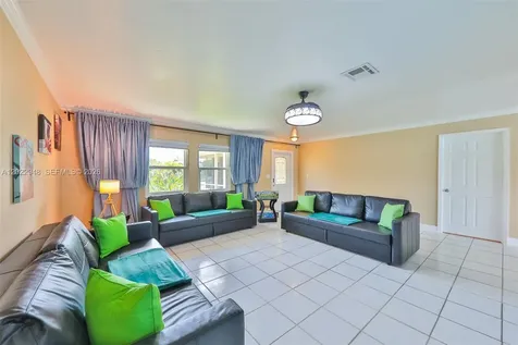 503 SW 17th Street Cape Coral FL 33990