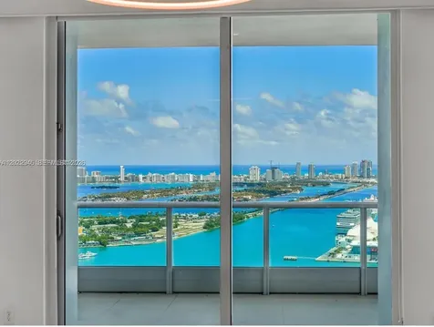 900 Biscayne Boulevard Miami FL 33132