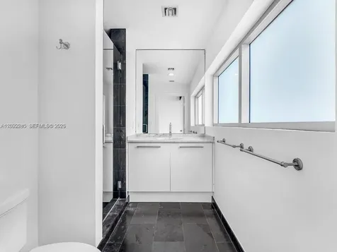 900 Biscayne Boulevard Miami FL 33132