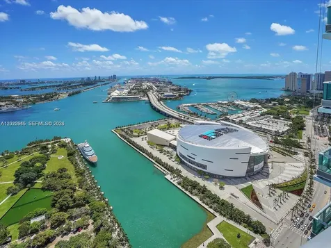 900 Biscayne Boulevard Miami FL 33132