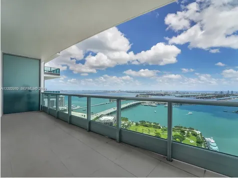 900 Biscayne Boulevard Miami FL 33132