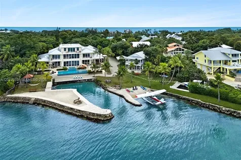 82768 Overseas Highway Islamorada FL 33036