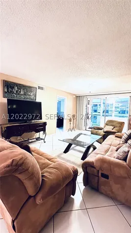 8961 S Hollybrook Boulevard Pembroke Pines FL 33025