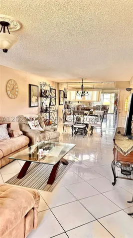 8961 S Hollybrook Boulevard Pembroke Pines FL 33025