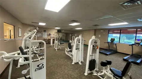 8961 S Hollybrook Boulevard Pembroke Pines FL 33025