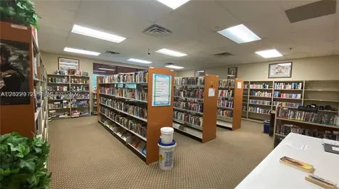 8961 S Hollybrook Boulevard Pembroke Pines FL 33025
