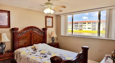 8961 S Hollybrook Boulevard Pembroke Pines FL 33025
