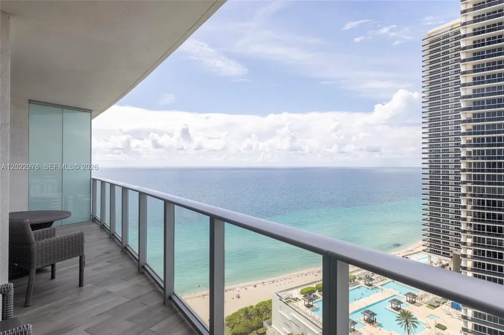 4111 S Ocean Drive Hollywood FL 33019